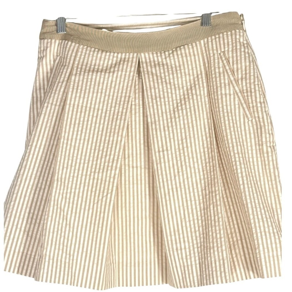 Banana Republic Beige and White size 4 Seersucker Striped Pleated Skirt pockets